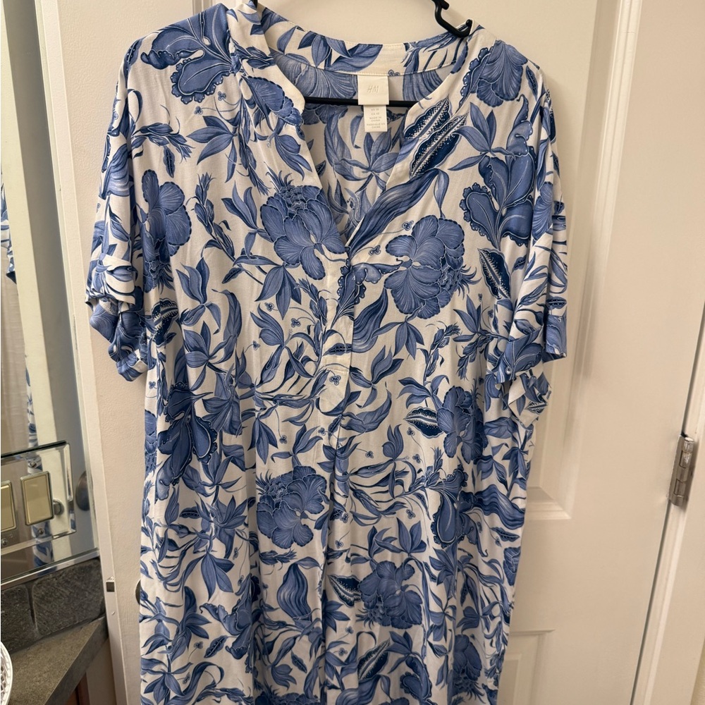 H&M White and Blue Floral Print Dress
